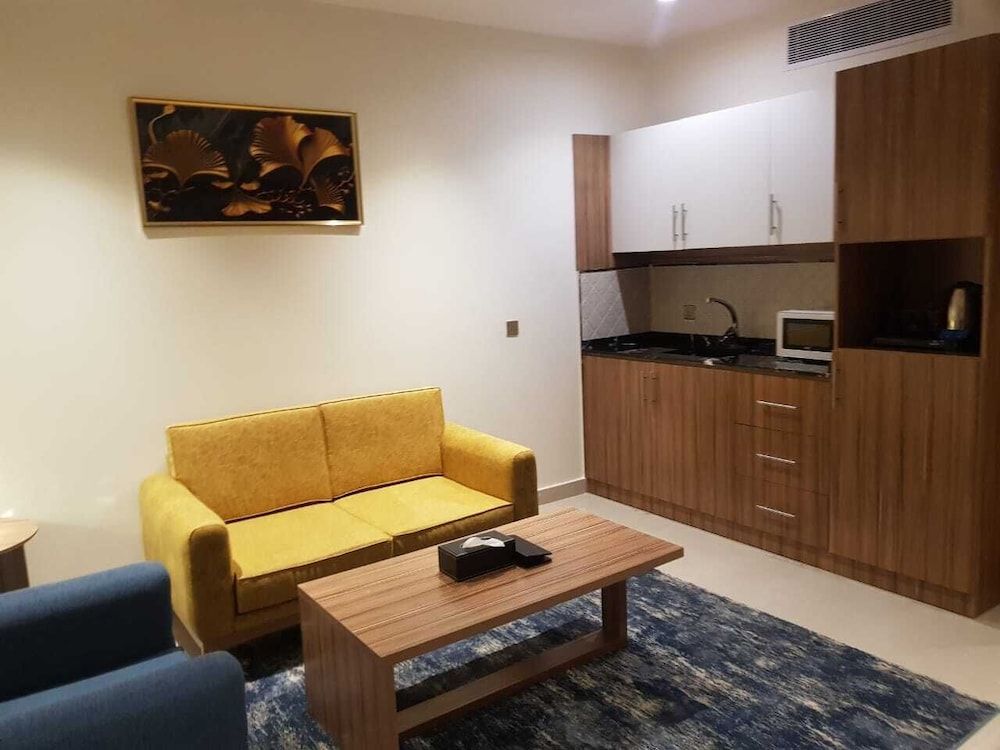 grand view hotel almarwa Luxury Studio 8