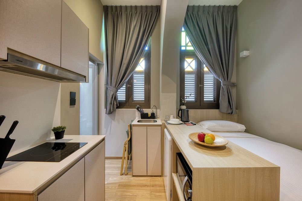 Habyt Studios Kallang Standard Studio, 1 Twin Bed 4