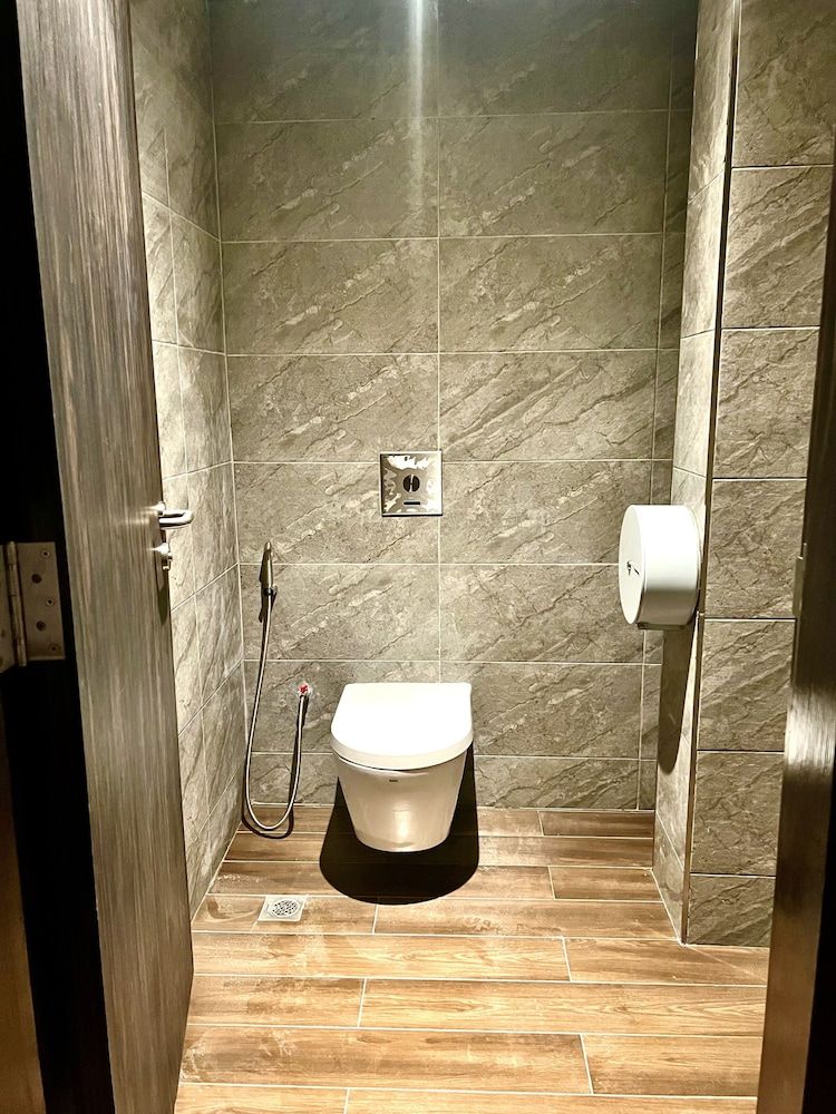 Standard Double Room, Shared Bathroom