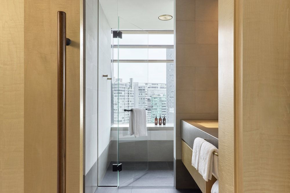 COMO Metropolitan Singapore Emerald Room Twin 6