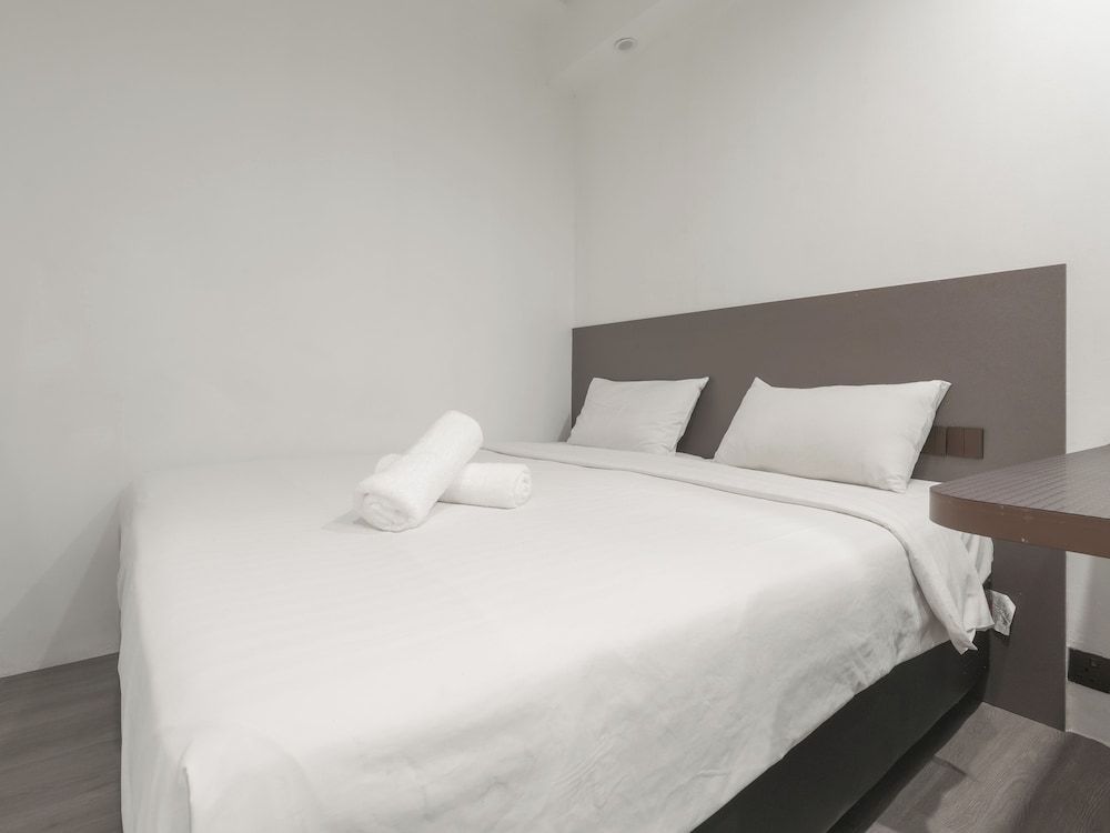 Night Use Only-9PM-8AM, Max 11 hours