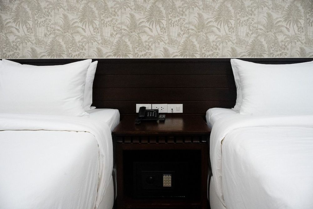 Standard Twin Beds, Non Smoking