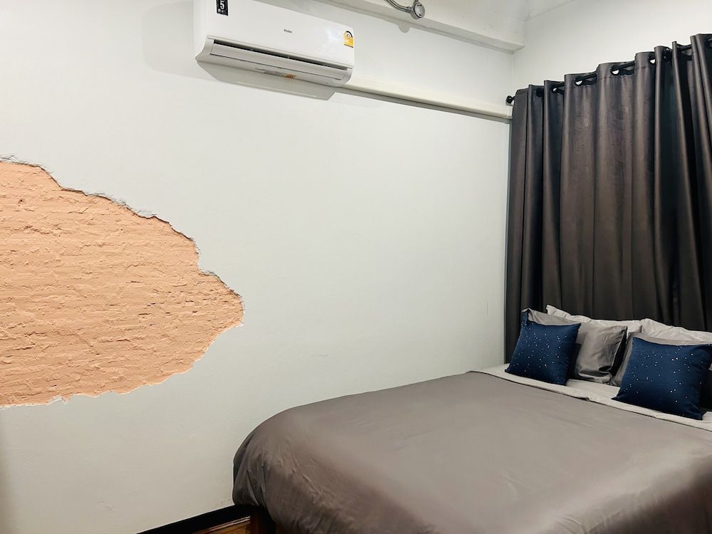 CHERN CHIANGMAI BOUTIQUE