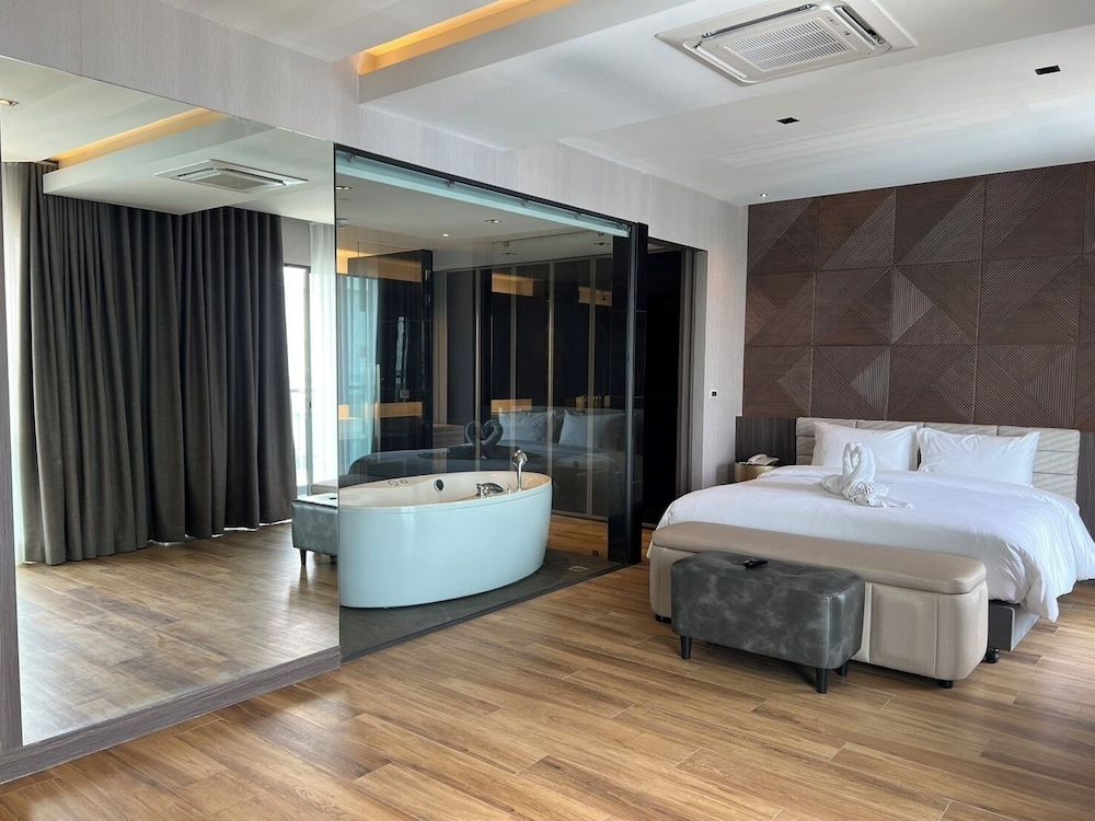 Presidential Suite