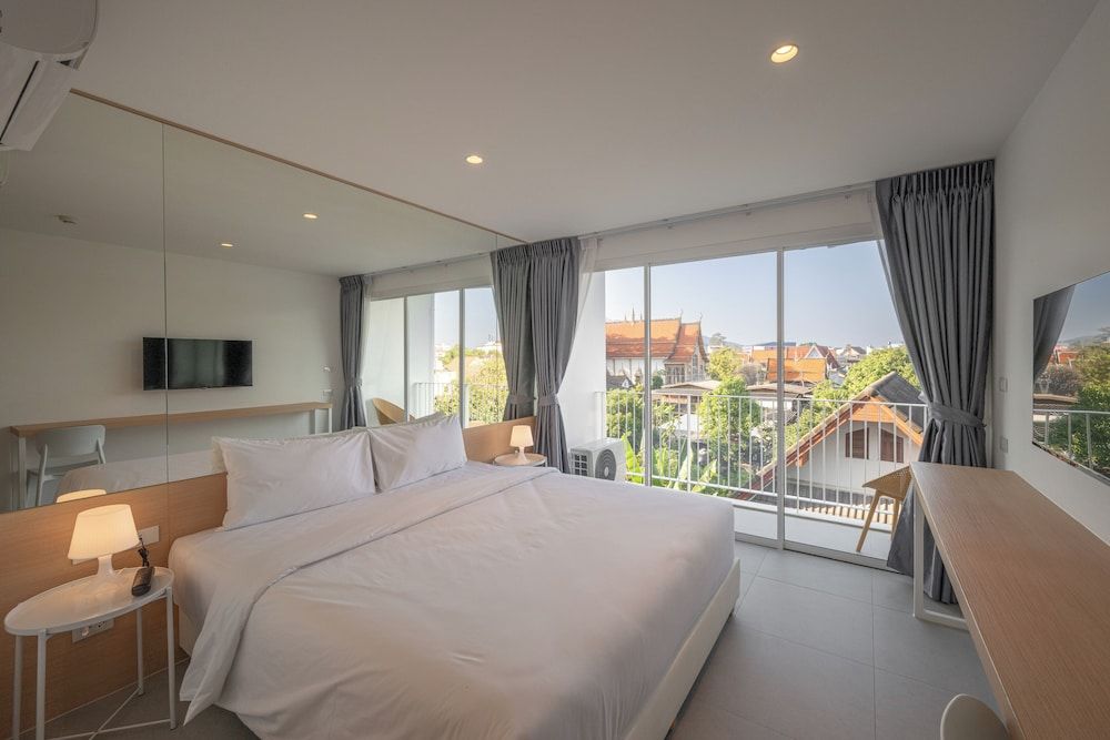Lis Hotel Chiangmai Double Room 2