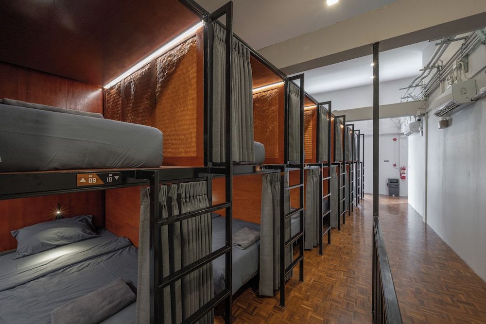 Bunk Bed in Mixed Dormitory Room