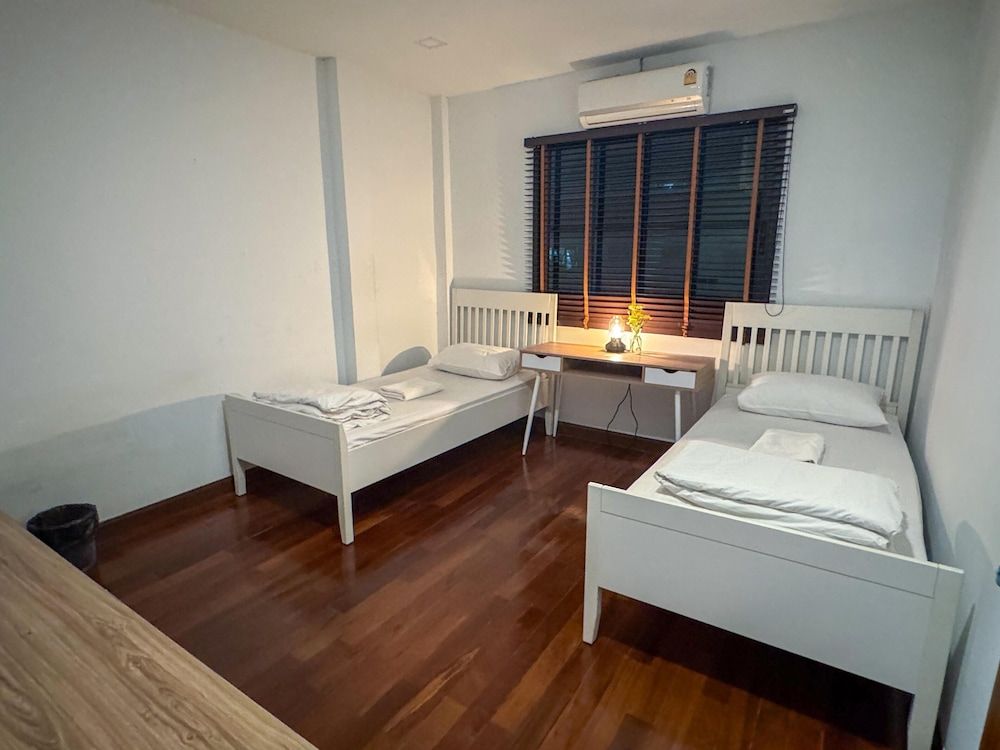 TarTar&Nay Hostel Standard Double or Twin Room, 2 Twin Beds, Non Smoking 4