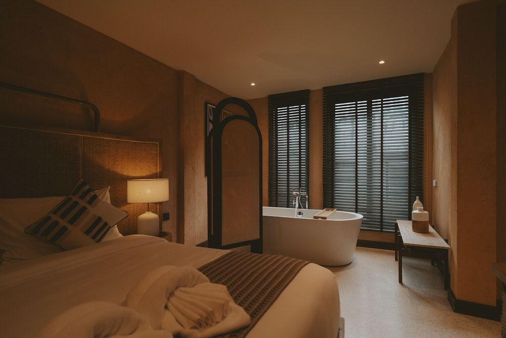 Hotel Clay Chiang Mai Deluxe Room 14