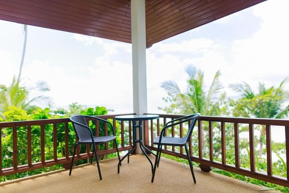 Deluxe Beachfront