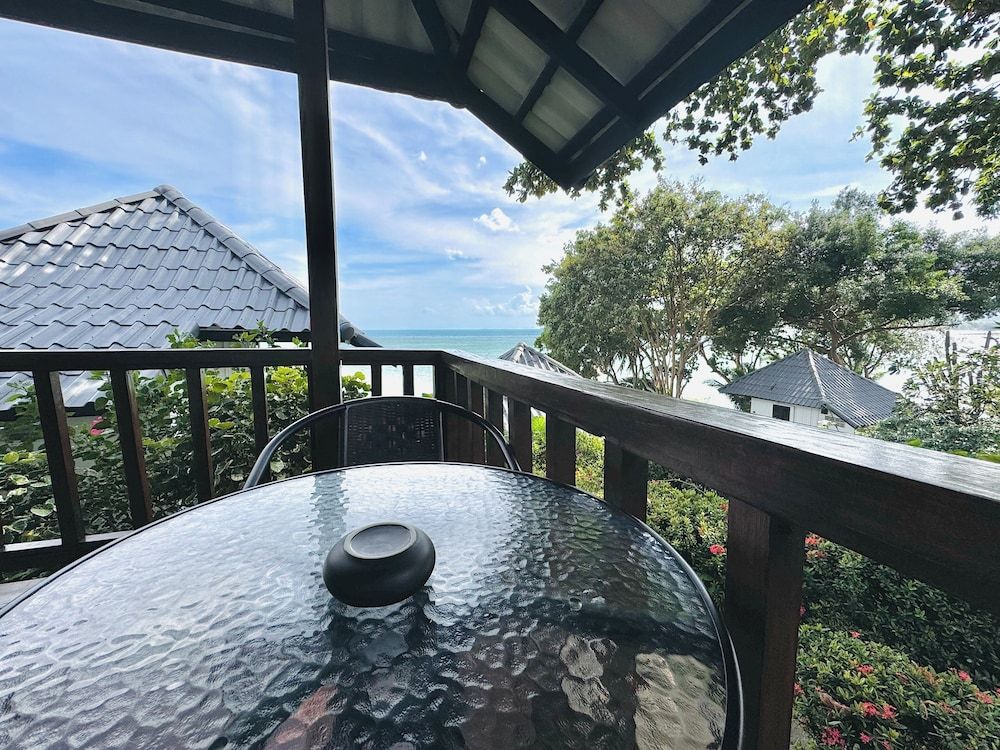 Superior Seaview