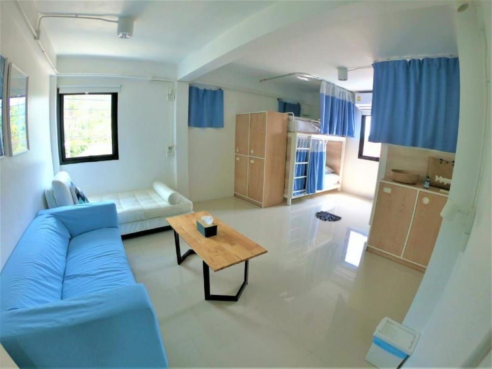 The Rock Samui Poshtel Lamai Beach Shared Dormitory, Women only 9