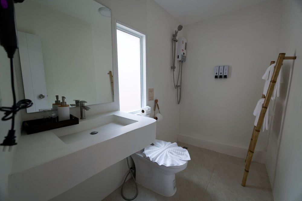 Blue Turtle Hotel Samui Deluxe Villa, 1 Bedroom, Terrace 4