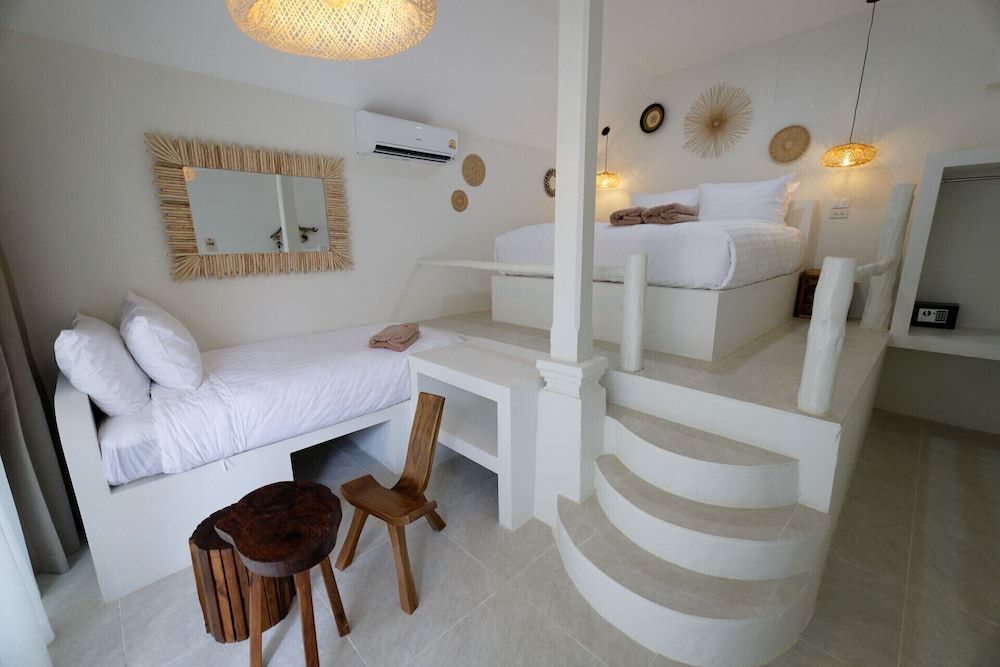 Blue Turtle Hotel Samui Deluxe Villa, 1 Bedroom, Terrace 2