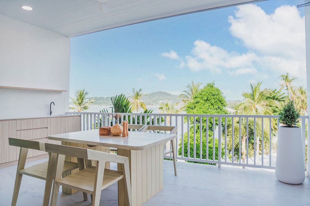 Replay Pool Villa Grand Double Room, Sea View 5