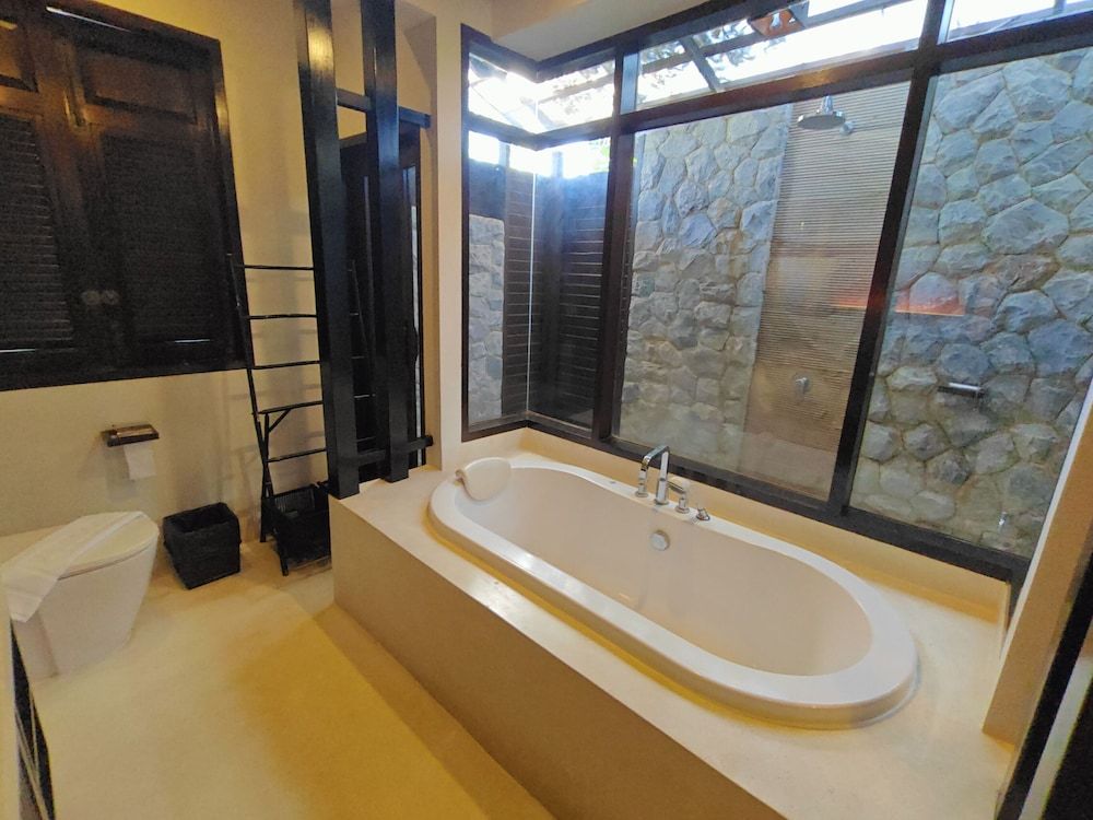 Bhundhari Resort & Villas Samui Deluxe Villa 14