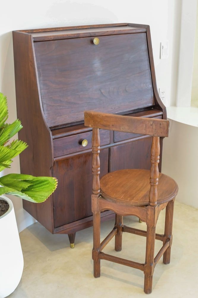 Ampersand Resort Signature Room 9