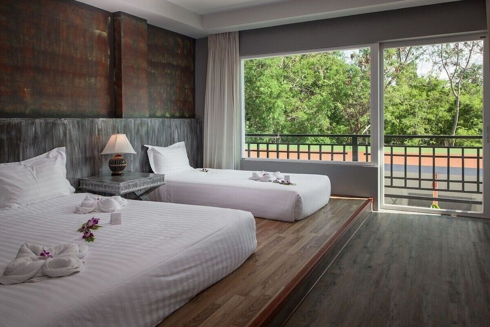 JALMIN Samui Hotel Deluxe Triple Room 3