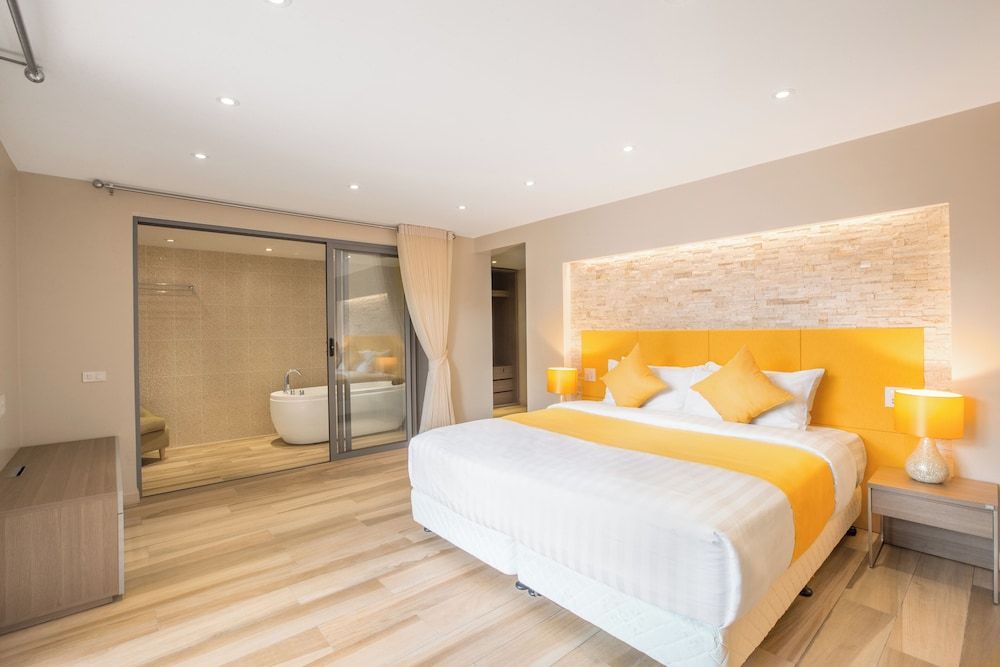 Premium Villa, 2 Bedrooms, Terrace, Poolside