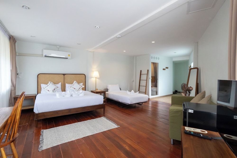 Premium Triple Room