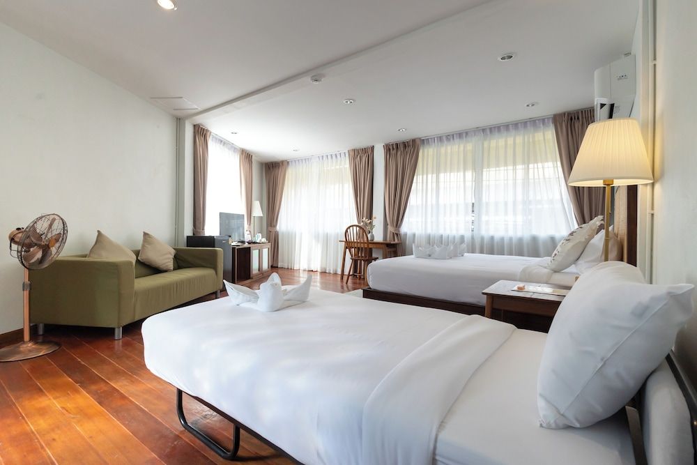 Premium Triple Room