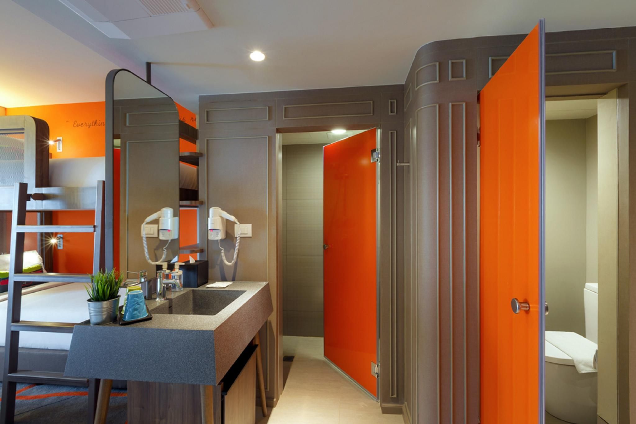 Triple Room