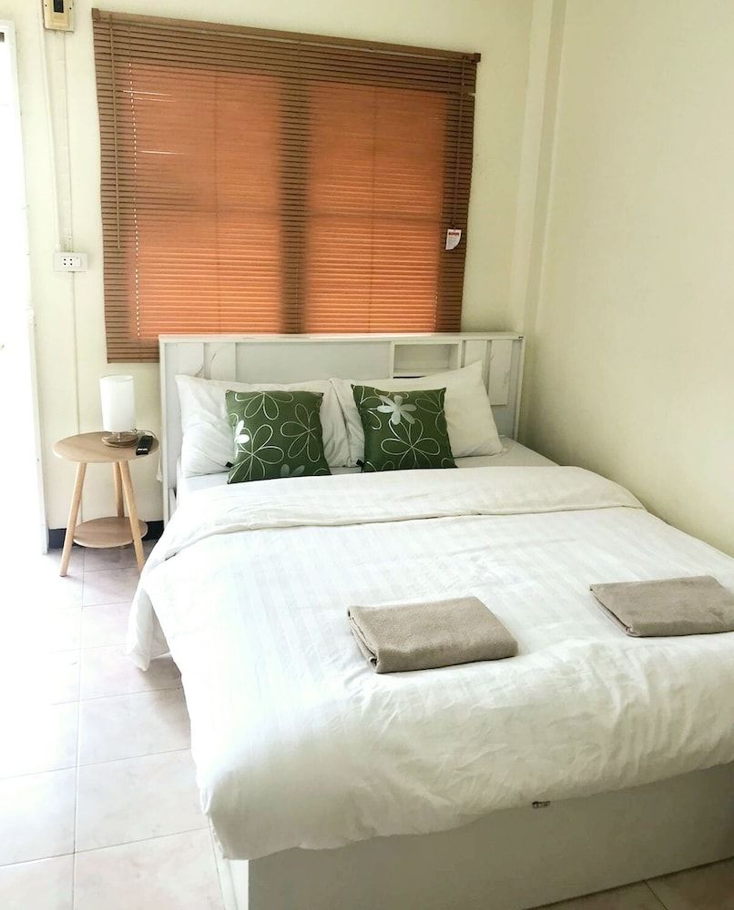 Economy Single Room