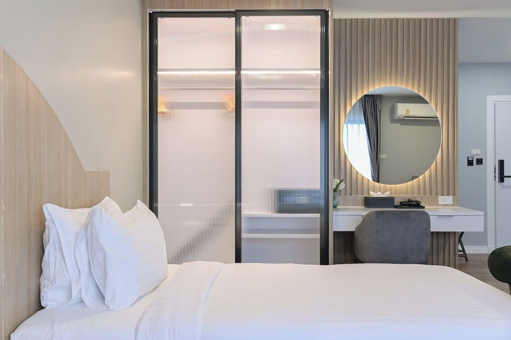 Shewin de Bangkok Deluxe Twin Room 3