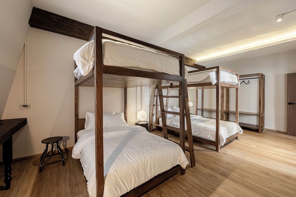 Family Two Bedroom Apartment (2nd fl)