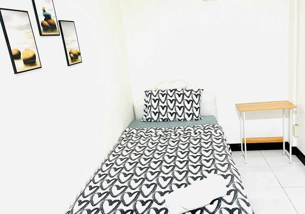 Basic Single Room