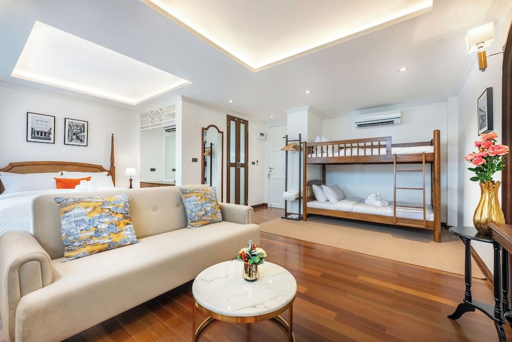 Family Suite, City View