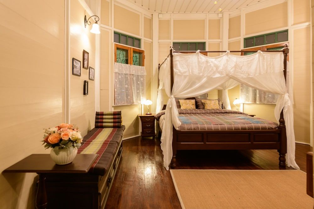 Executive Room, 1 King Bed, Non Smoking, Private Bathroom