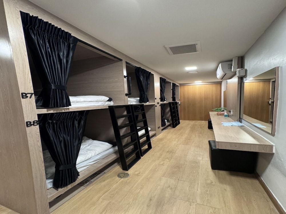 Shared Dormitory, Mixed Dorm, Non Smoking