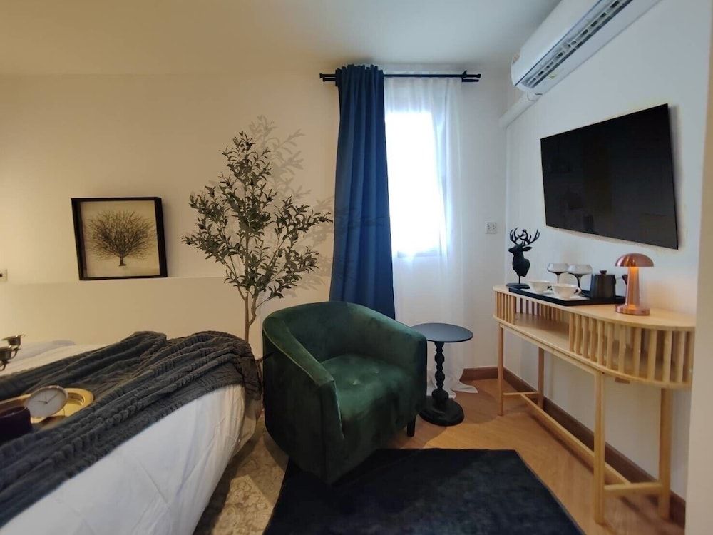 Deluxe Double Room, City View