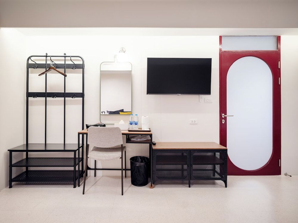 Bedtime Storeys Executive Apartment, 4 Bedrooms, City View 25