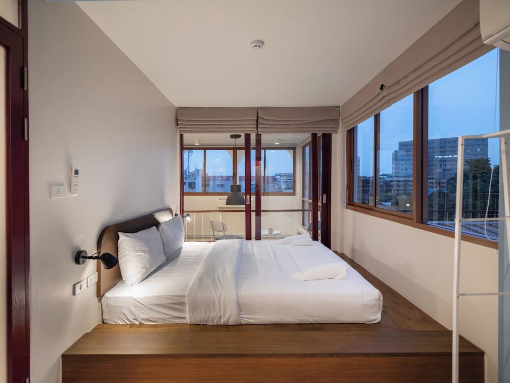 Bedtime Storeys Executive Apartment, 4 Bedrooms, City View 15