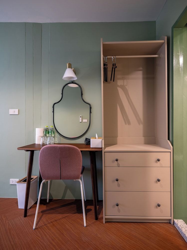 Bedtime Storeys Family Apartment, 4 Bedrooms 12