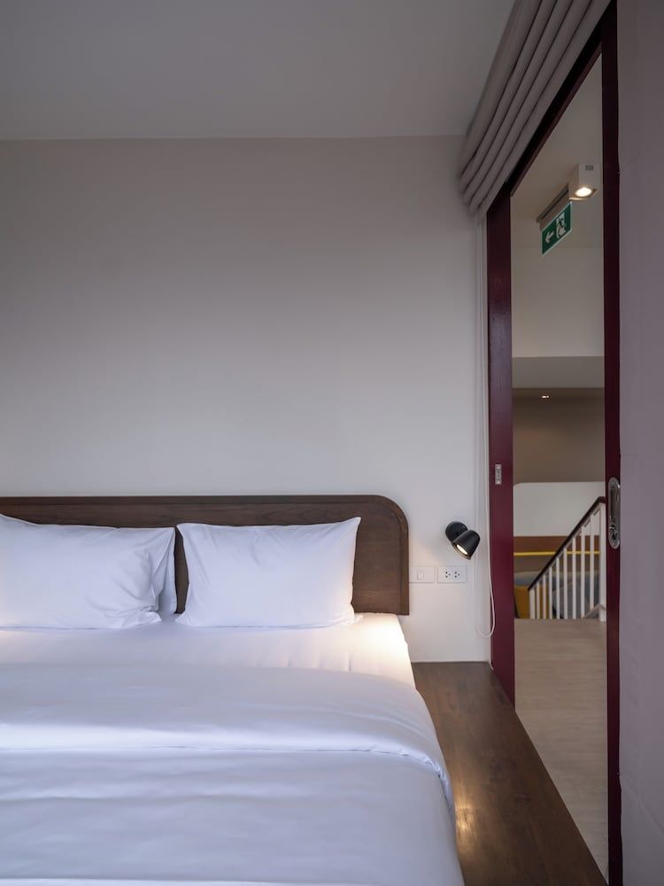 Bedtime Storeys Executive Apartment, 4 Bedrooms, City View 10