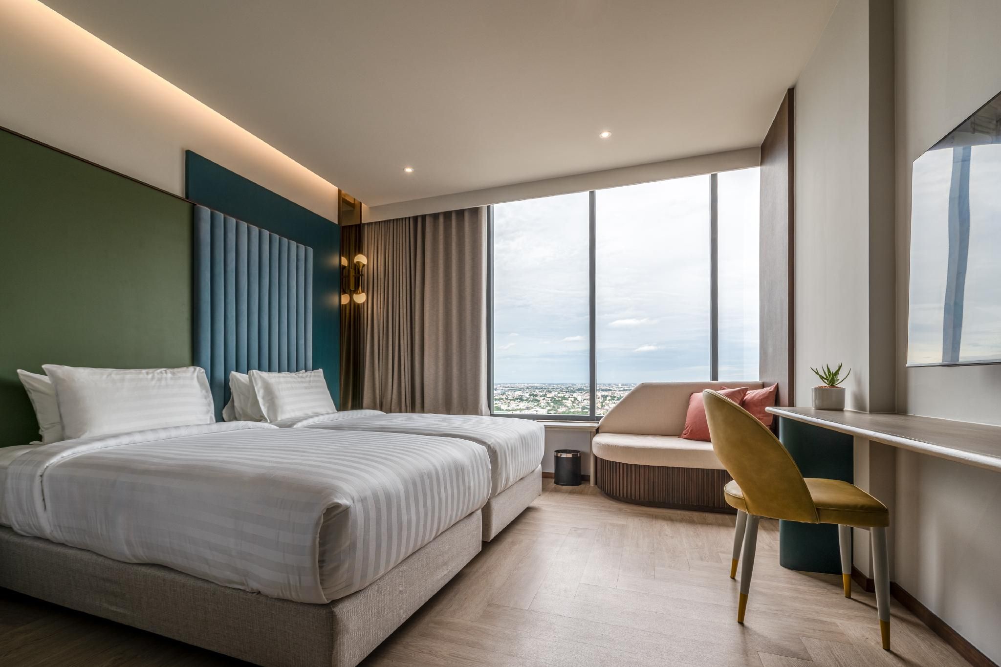 Superior Twin Room