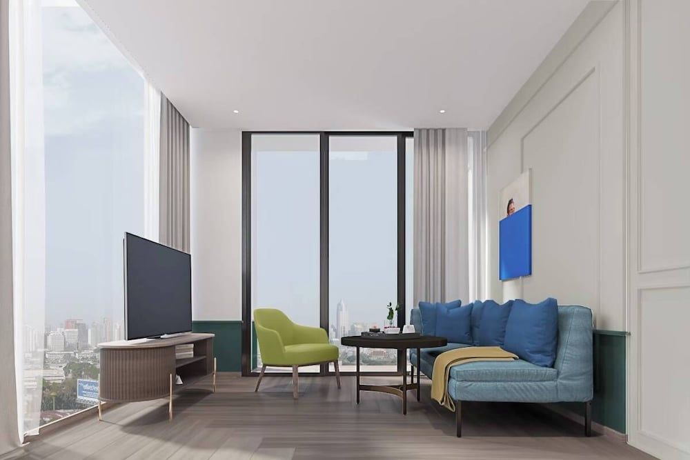 Business Studio Suite, 1 King Bed, City View