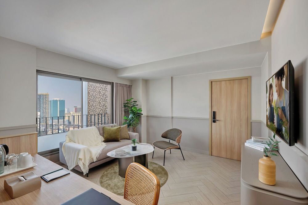 Executive Room, 1 King Bed