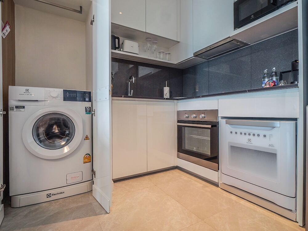Studio, 2 Double Beds, Non Smoking, City View (Balcony)
