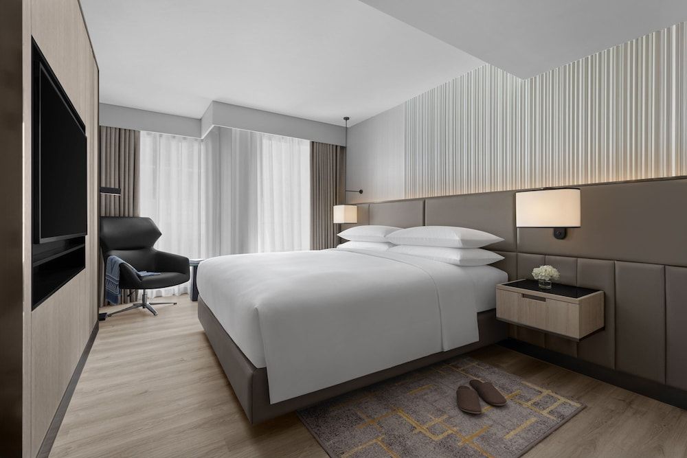 Premier Suite, 1 Bedroom, City View
