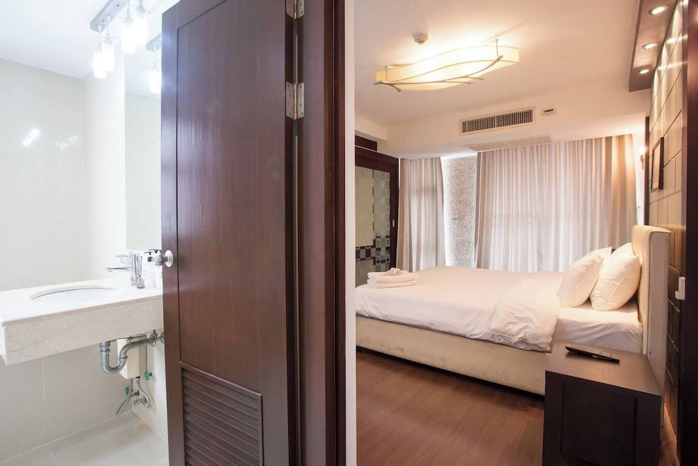 Apartment, 2 Bedrooms, Accessible, Balcony
