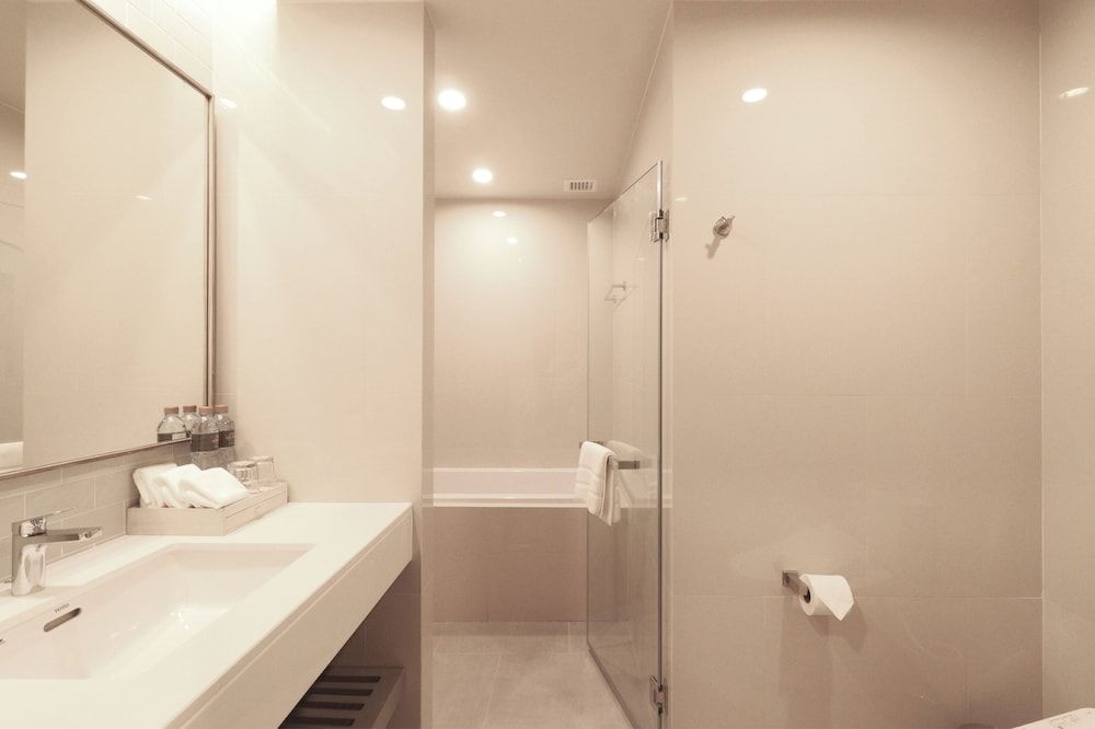 Suite, 1 Bedroom, Kitchen (Living Dining Area)