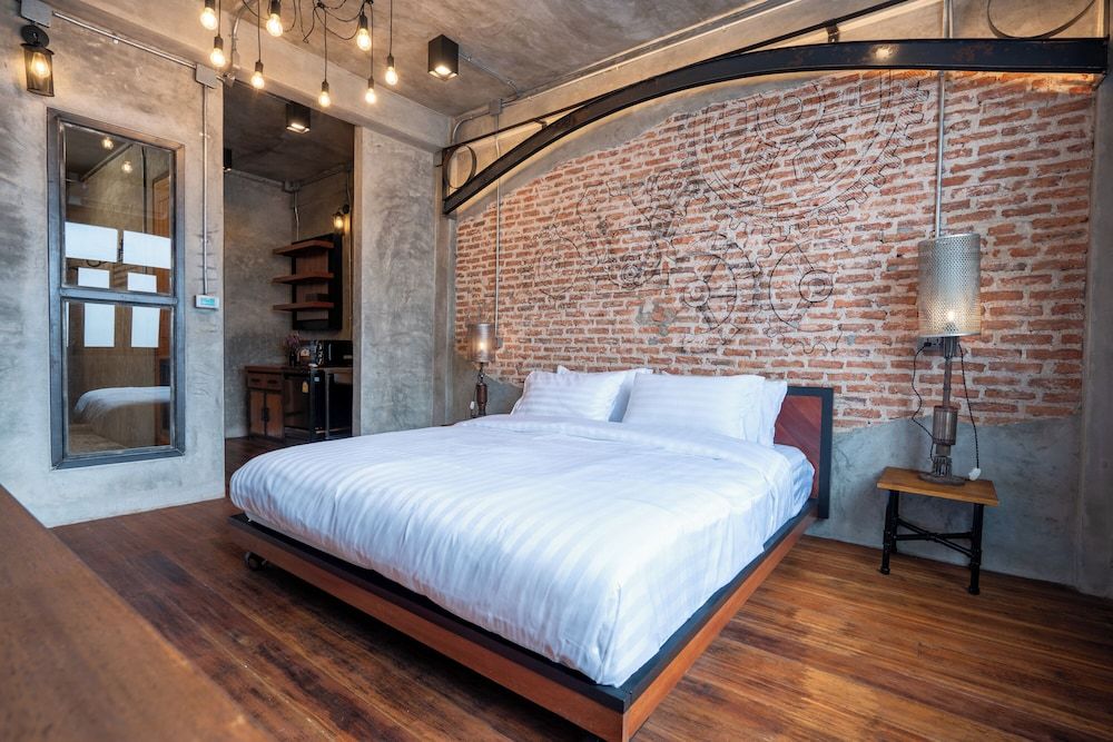 House of Machine - Bangkok Deluxe Room, Non Smoking 2