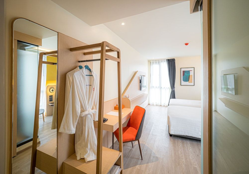 Lumen Deluxe Twin Room
