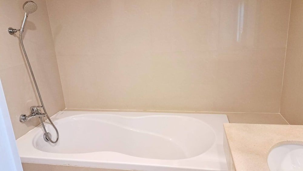 6D - No Impact From Earthquake 3bedrooms 2 Bath Downtown Bangkok Apartment, 3 Bedrooms, Accessible, Balcony 36