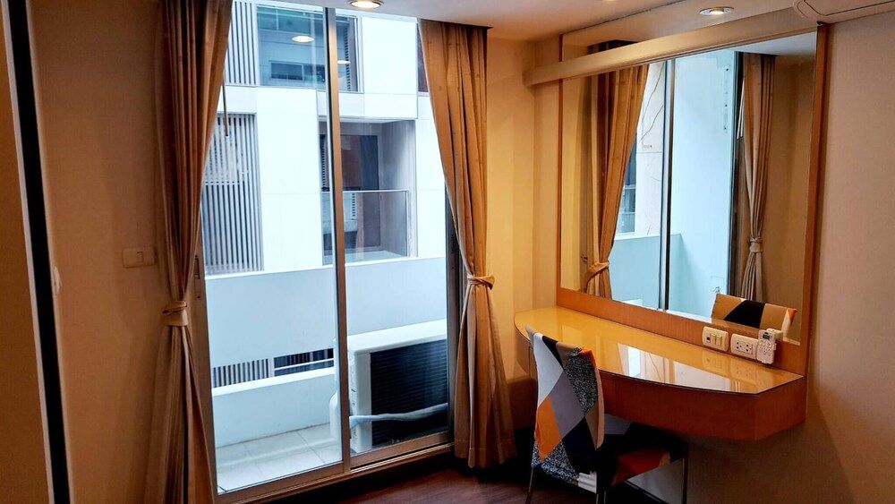 6D - No Impact From Earthquake 3bedrooms 2 Bath Downtown Bangkok Apartment, 3 Bedrooms, Accessible, Balcony 54