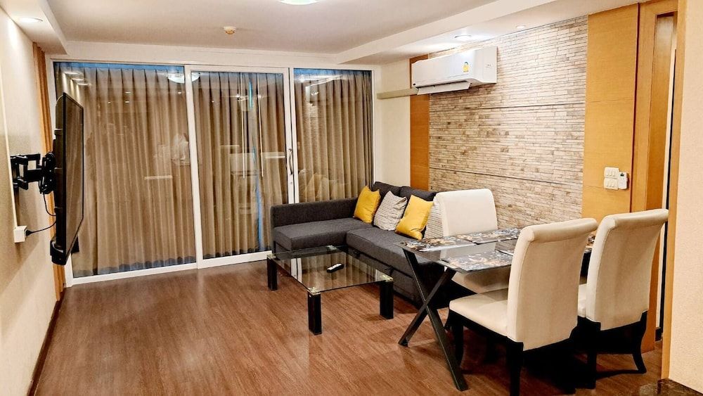 6D - No Impact From Earthquake 3bedrooms 2 Bath Downtown Bangkok Apartment, 3 Bedrooms, Accessible, Balcony 47