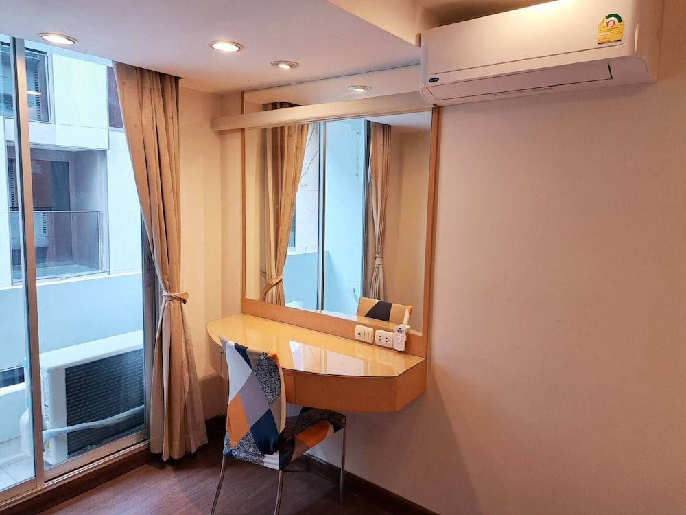 6D - No Impact From Earthquake 3bedrooms 2 Bath Downtown Bangkok Apartment, 3 Bedrooms, Accessible, Balcony 39